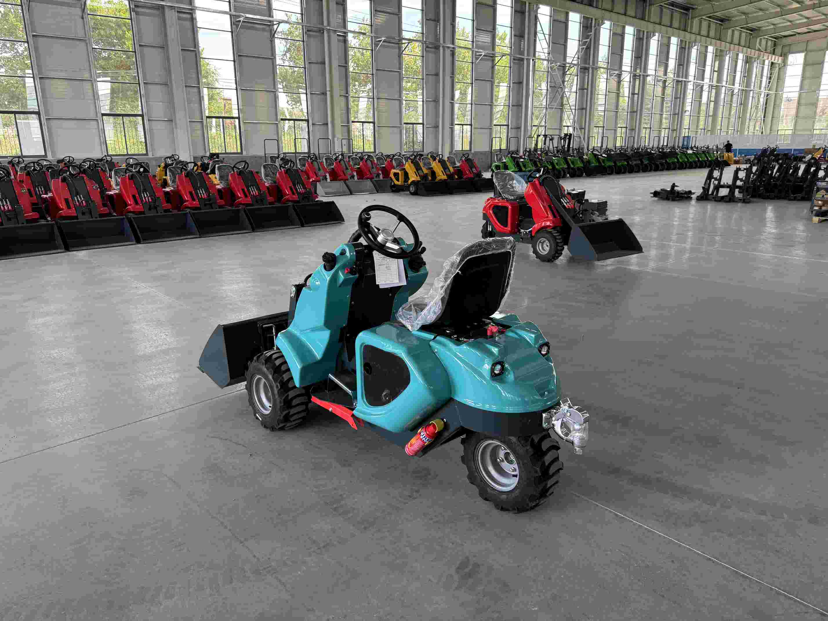Mini chargeuse articulée très  - Farming Jobs avis et prix